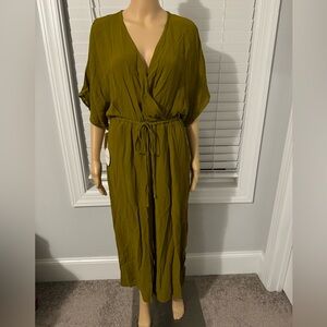 Pretty Gracemade size S green one piece flutter sleeve crop jumpsuit NWT